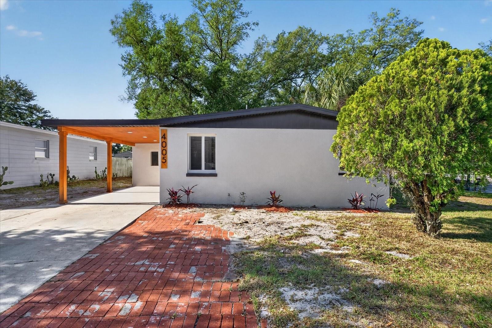 4005 E HENRY AVE, TAMPA, FL, 33610