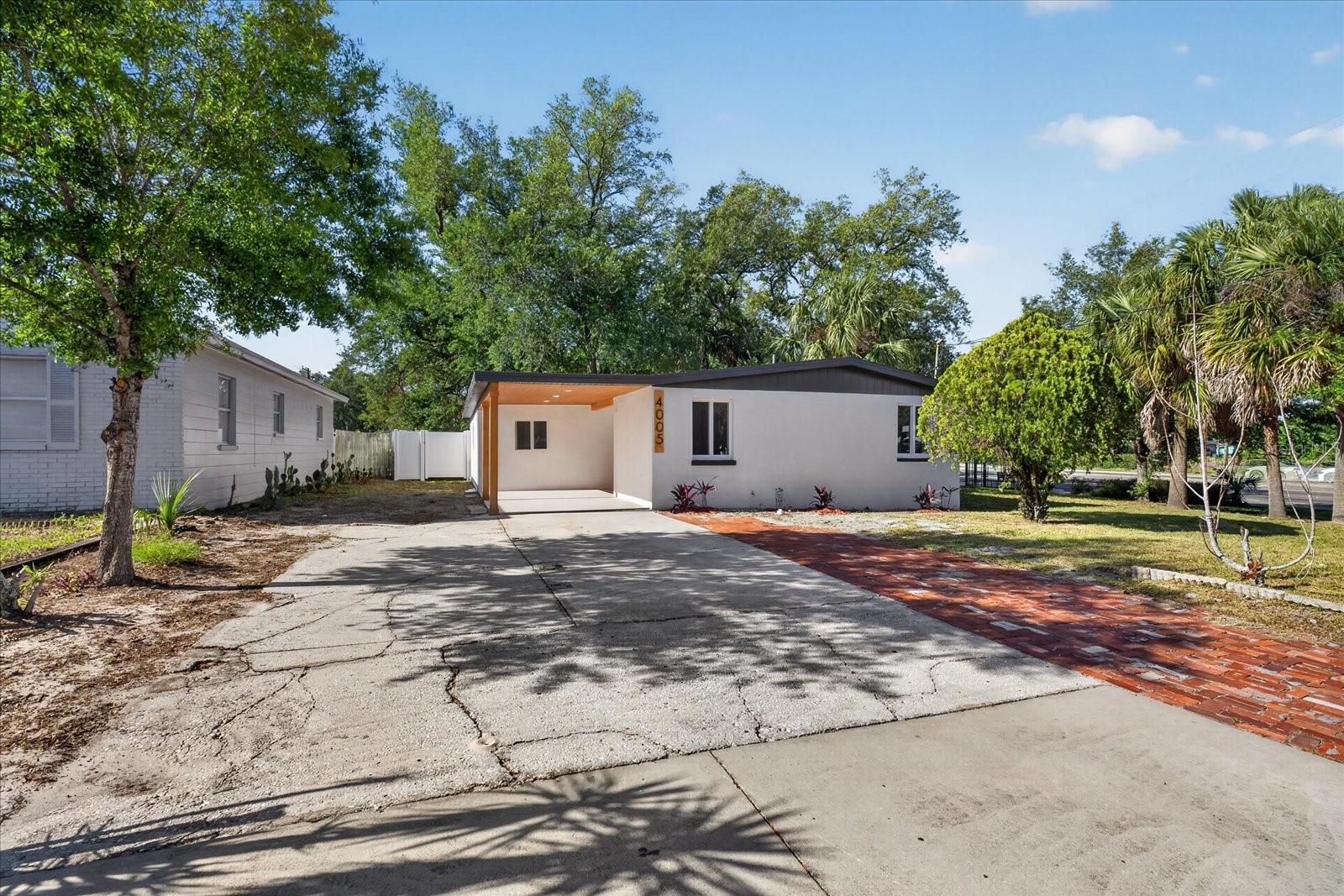 4005 E HENRY AVE, TAMPA, FL, 33610