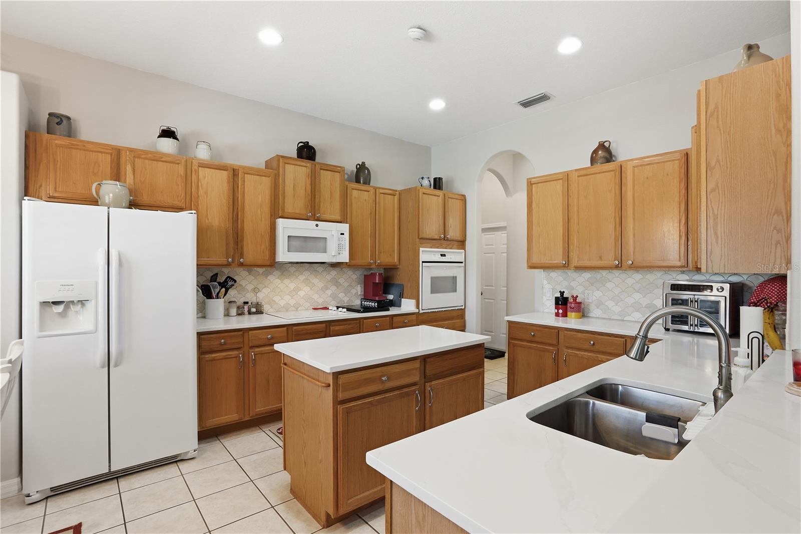 1910 SIR LANCELOT CIR, ST CLOUD, FL, 34772