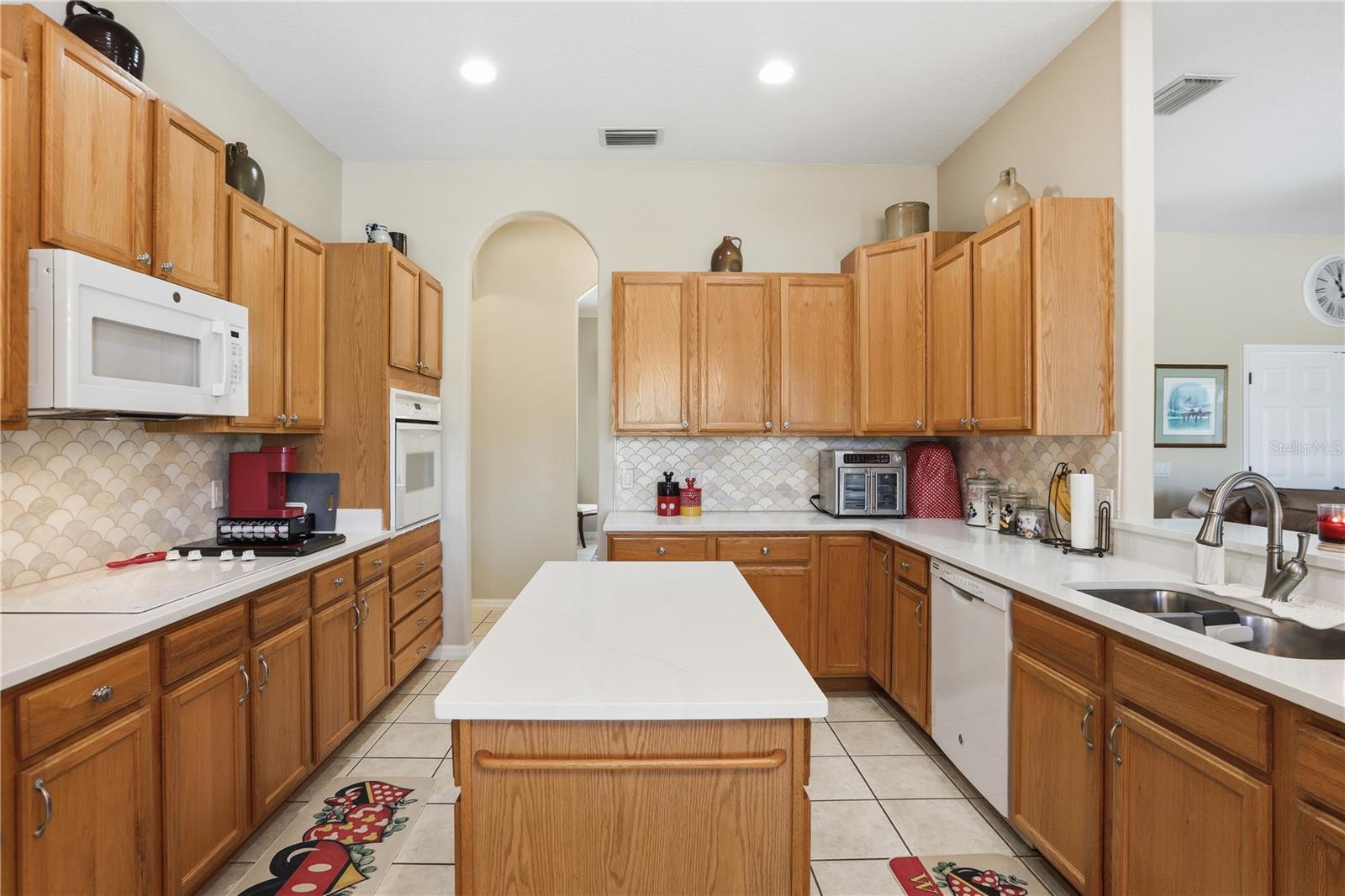 1910 SIR LANCELOT CIR, ST CLOUD, FL, 34772