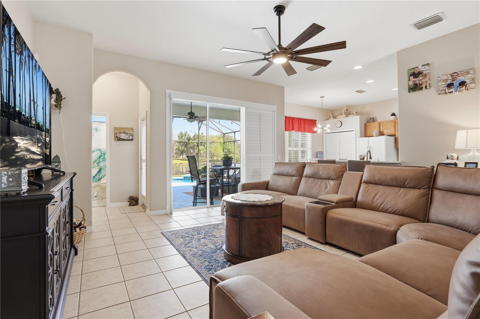 1910 SIR LANCELOT CIR, ST CLOUD, FL, 34772