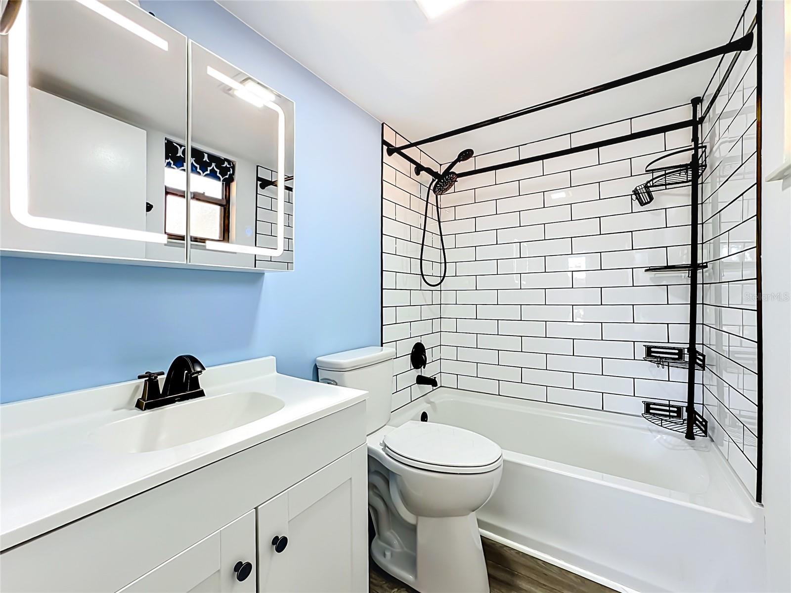 2006 7TH AVE W #B, BRADENTON, FL, 34205