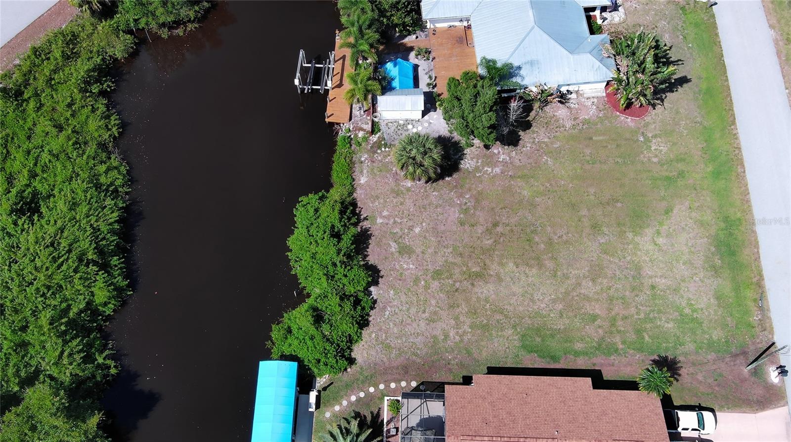 2060 RIVER BASIN TER, PUNTA GORDA, FL, 33982
