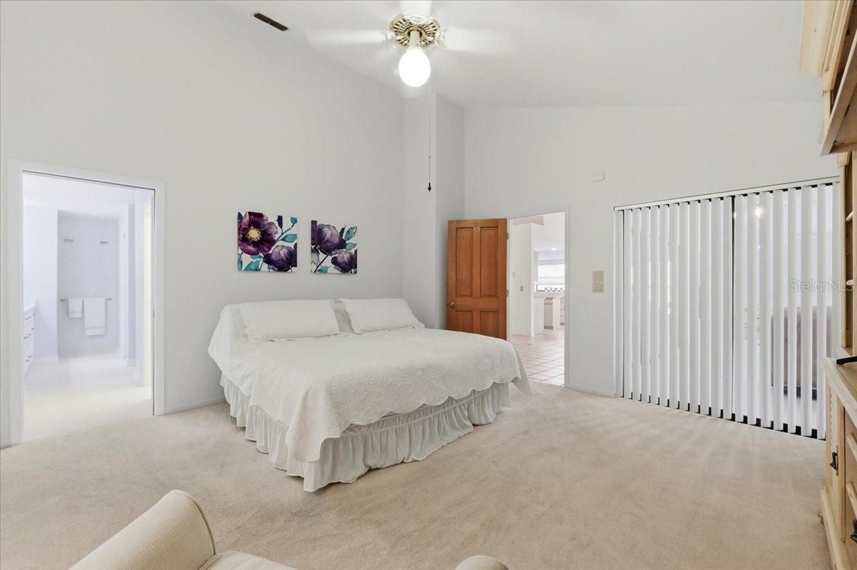 4135 CREEKWOOD LN, MULBERRY, FL, 33860