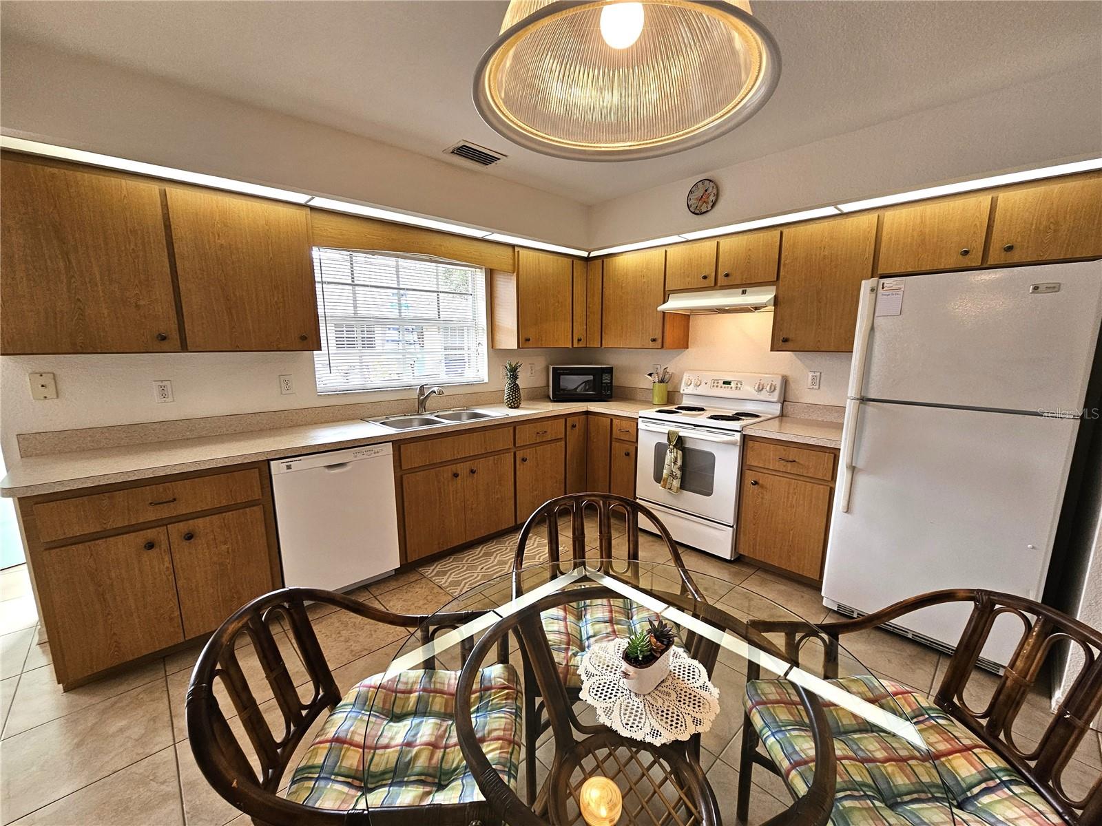 70 N MCCALL RD, ENGLEWOOD, FL, 34223