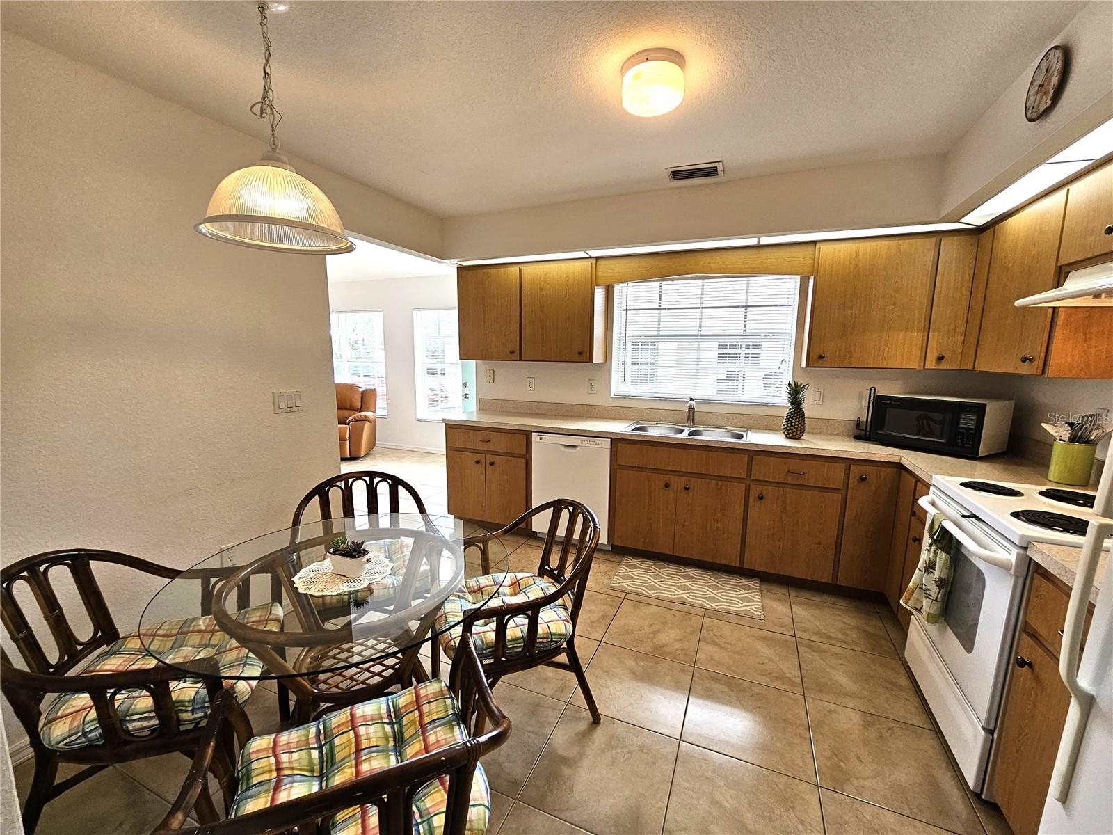 70 N MCCALL RD, ENGLEWOOD, FL, 34223