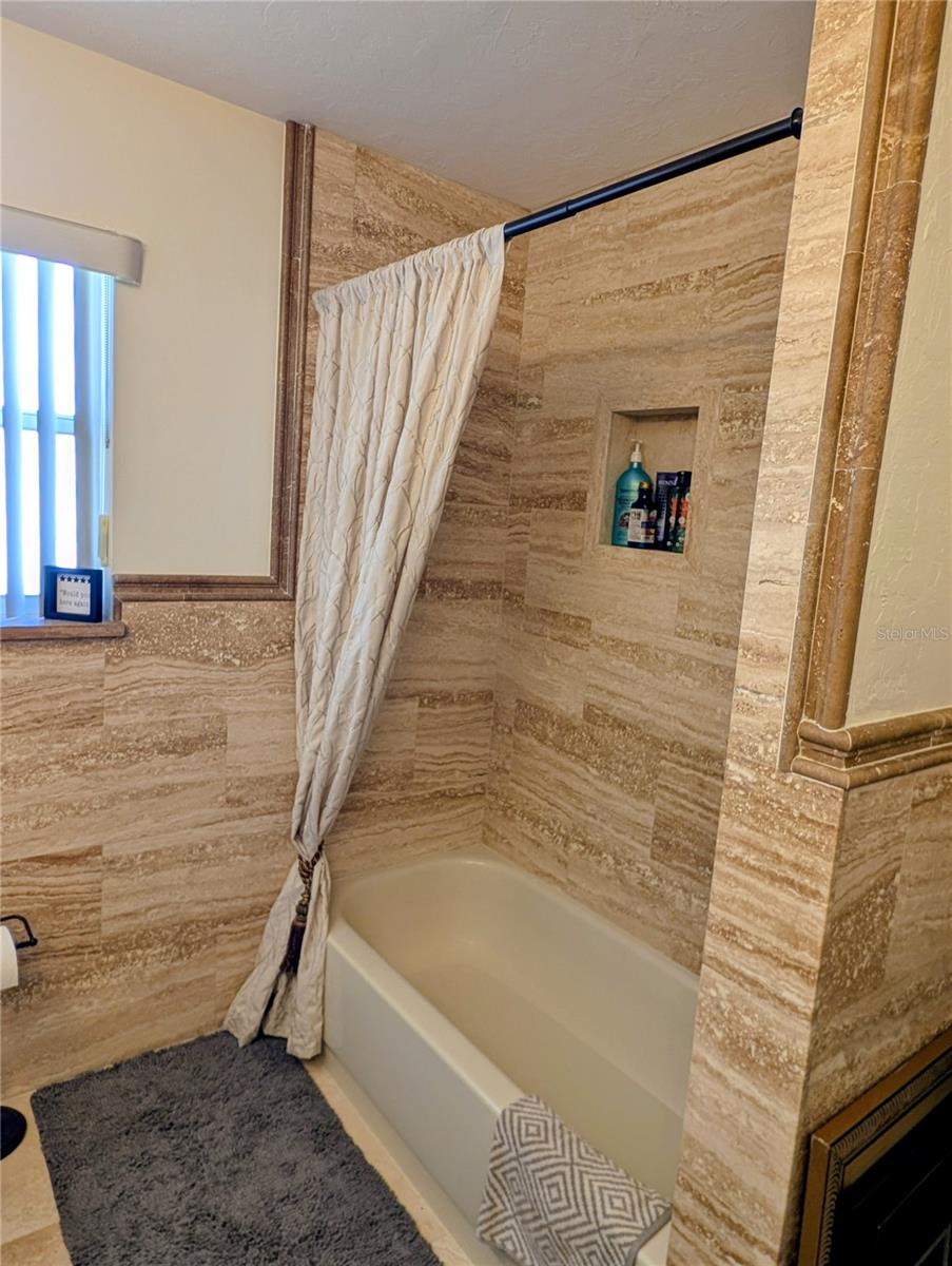 1235 E HARTFORD ST, HERNANDO, FL, 34442