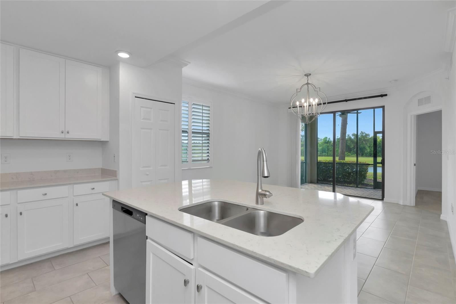 18008 GAWTHROP DR #101, LAKEWOOD RANCH, FL, 34211
