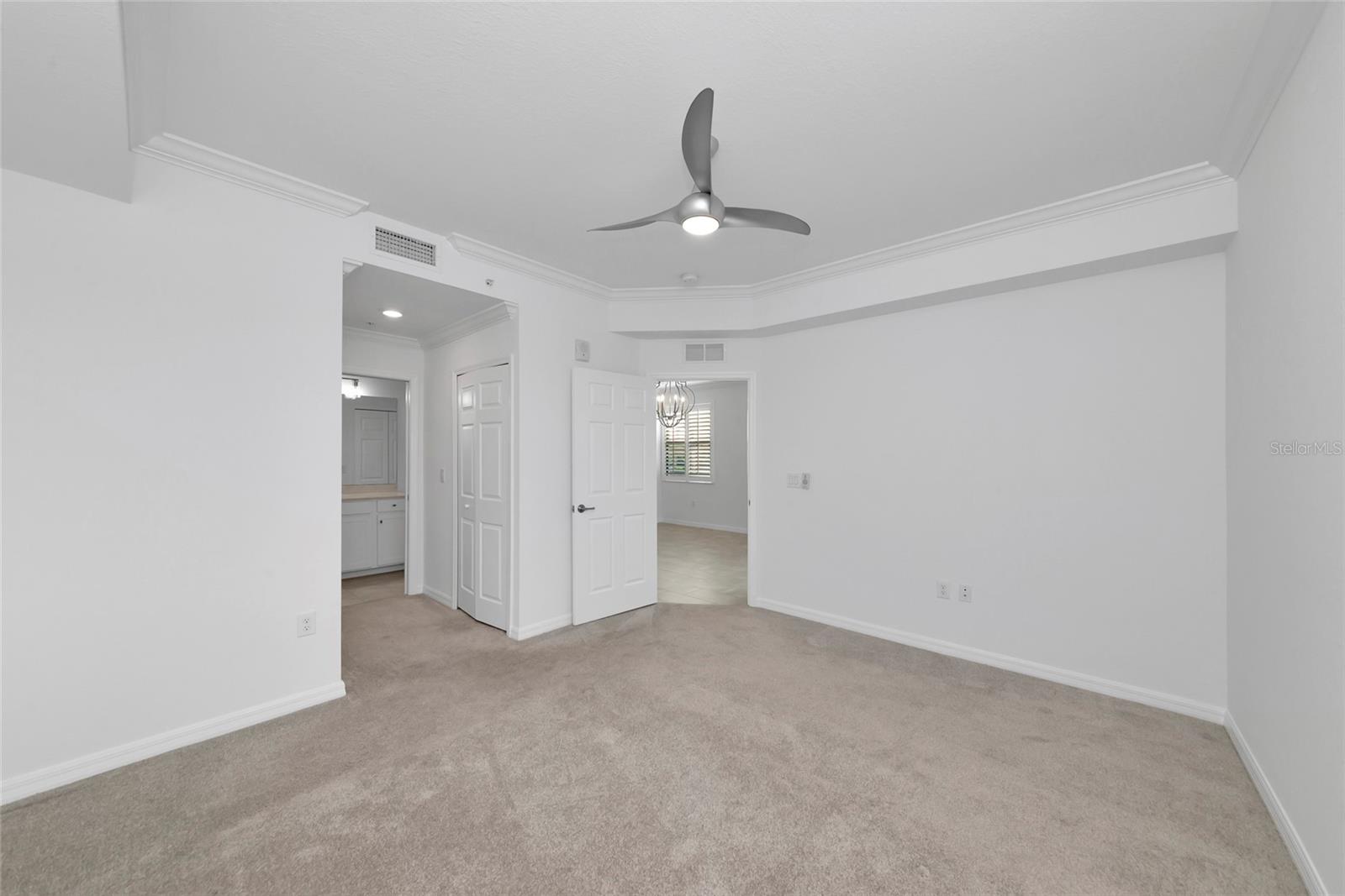 18008 GAWTHROP DR #101, LAKEWOOD RANCH, FL, 34211