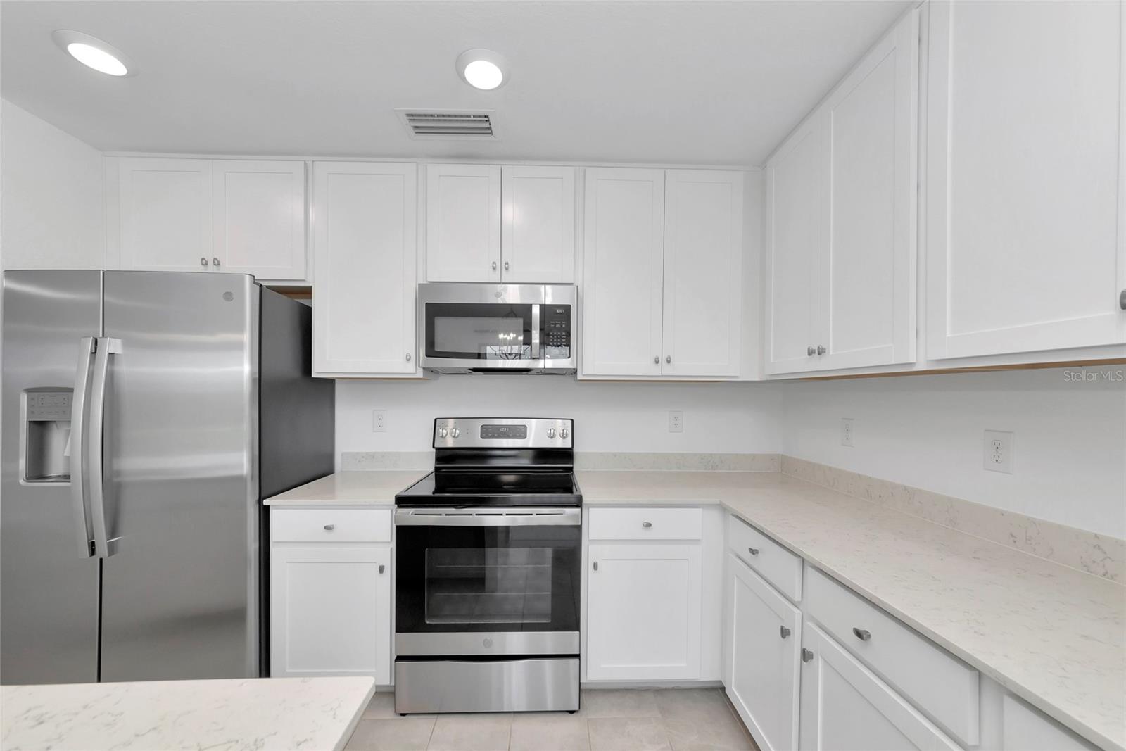 18008 GAWTHROP DR #101, LAKEWOOD RANCH, FL, 34211