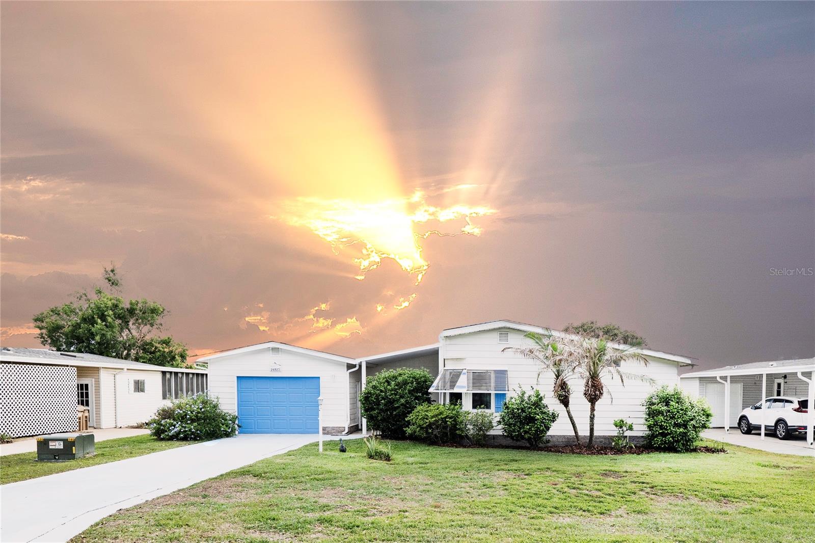 24927 PINE HL, LEESBURG, FL, 34748