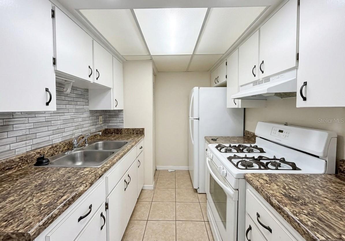 1103 CYPRESS GARDENS BLVD #30, WINTER HAVEN, FL, 33884