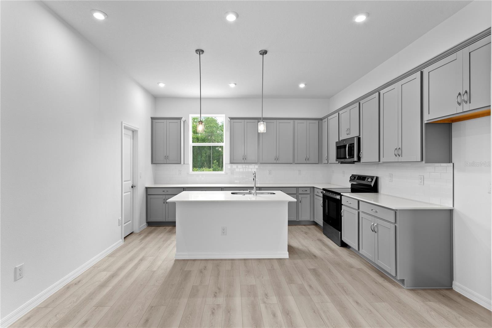 9922 TATE LN, WESTCHASE, FL, 33626