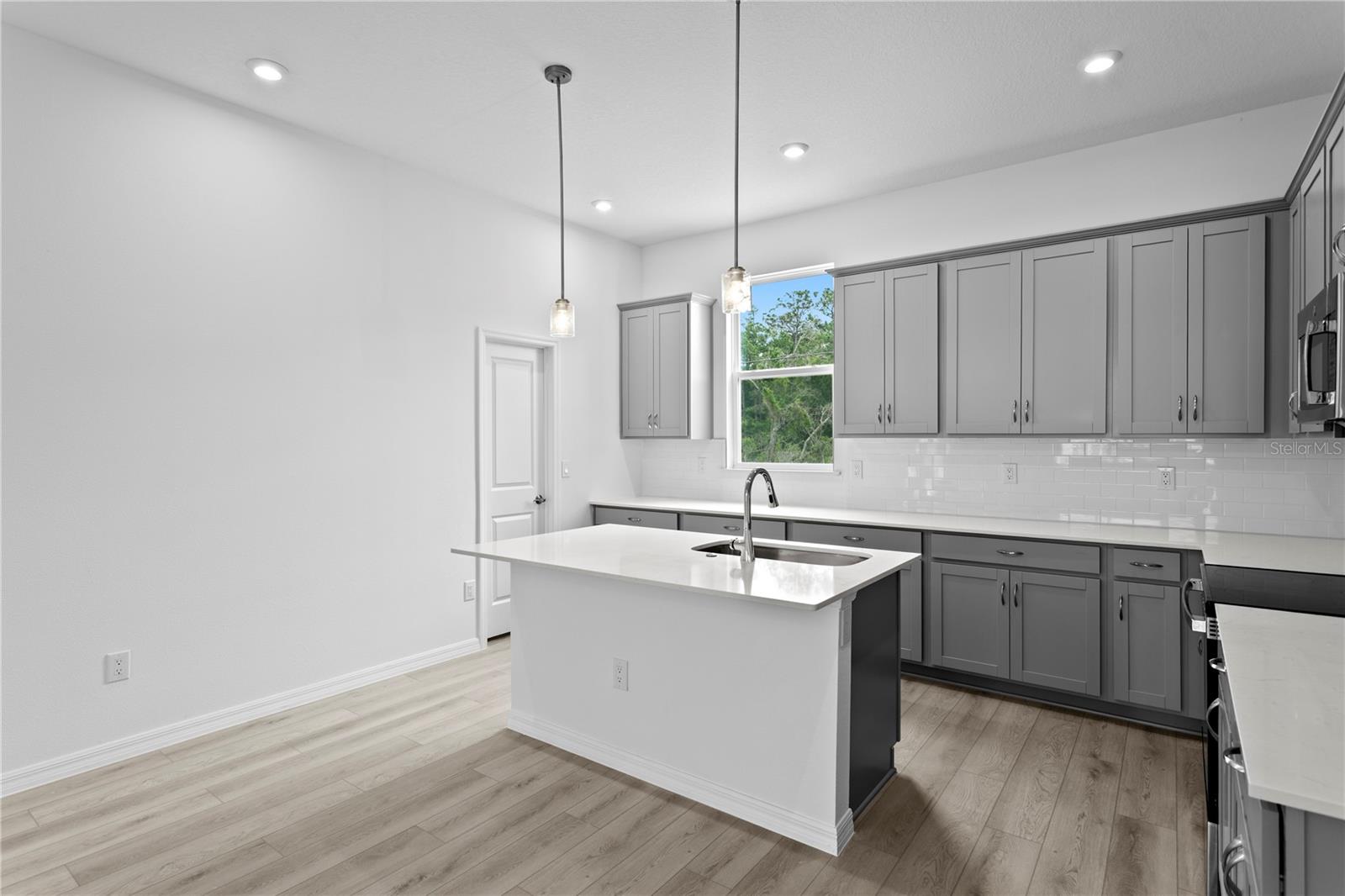 9922 TATE LN, WESTCHASE, FL, 33626