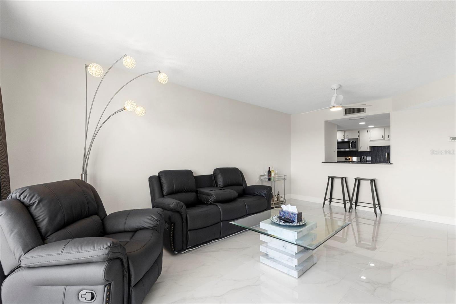 51 ISLAND WAY #608, CLEARWATER BEACH, FL, 33767