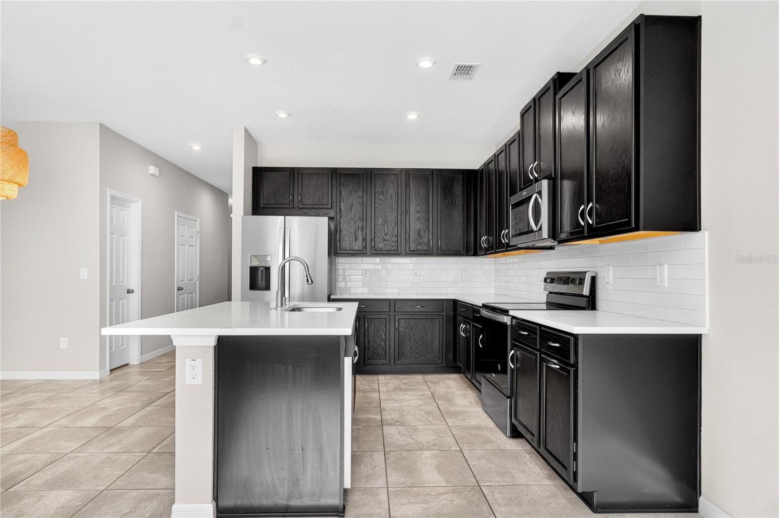 15939 MARINA BAY DR, WINTER GARDEN, FL, 34787