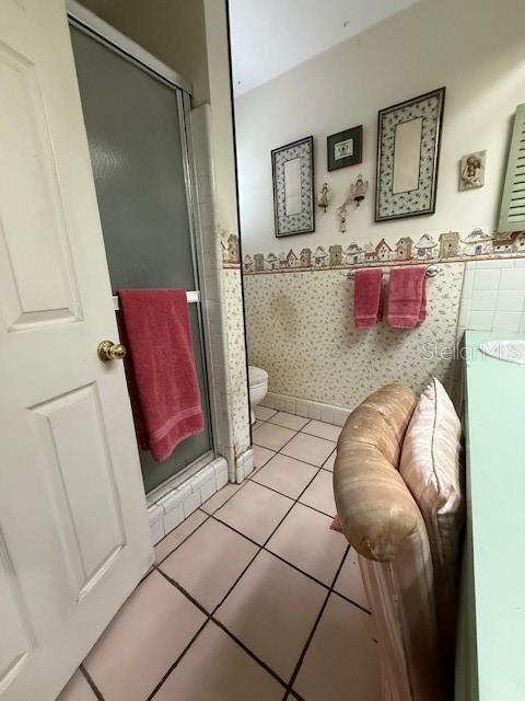 1700 COUNTRY CLUB RD N, ST PETERSBURG, FL, 33710
