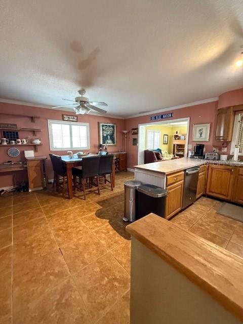 1700 COUNTRY CLUB RD N, ST PETERSBURG, FL, 33710