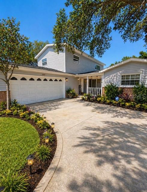 1700 COUNTRY CLUB RD N, ST PETERSBURG, FL, 33710