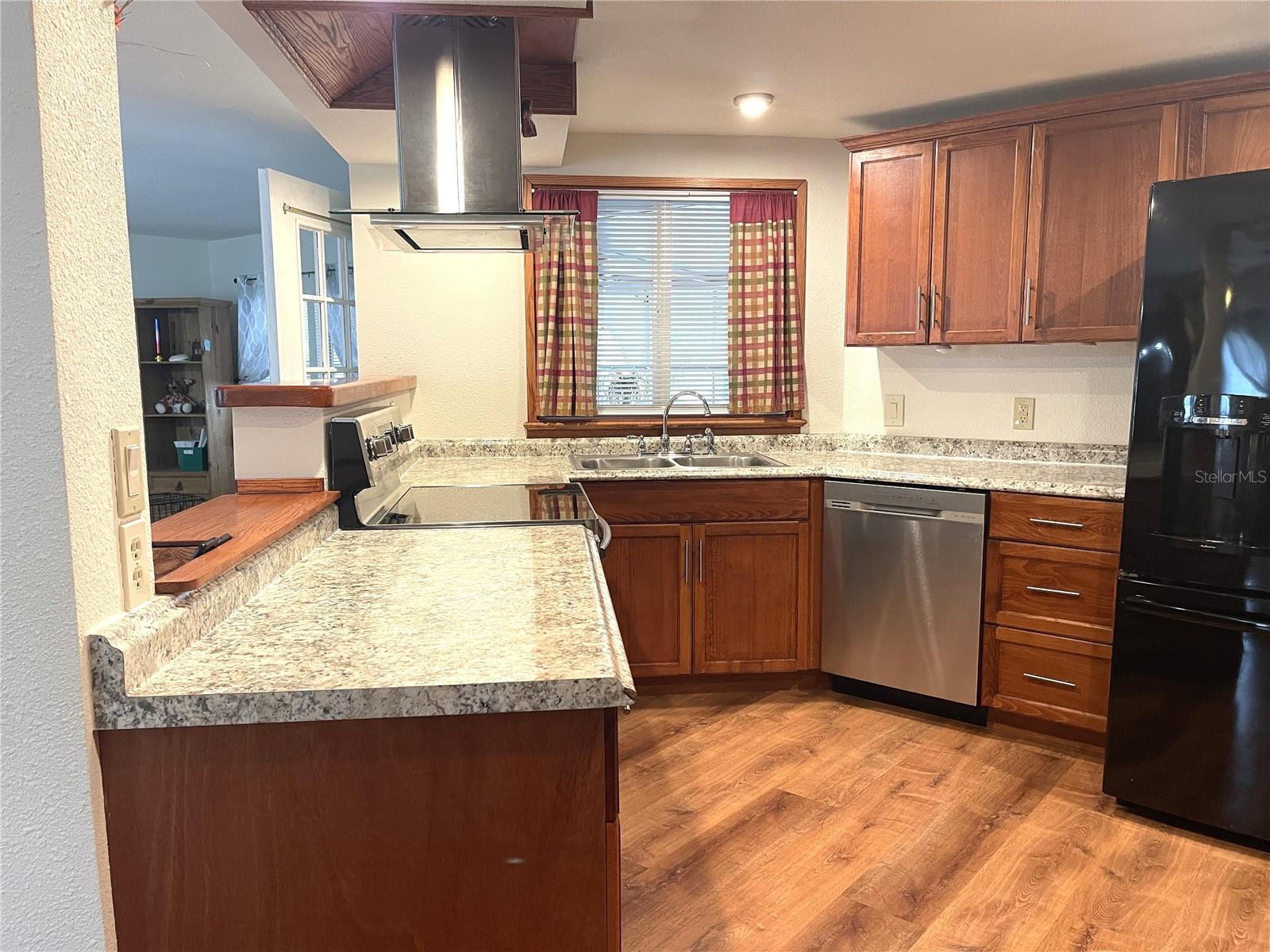 2 S. BOBWHITE RD, WILDWOOD, FL, 34785