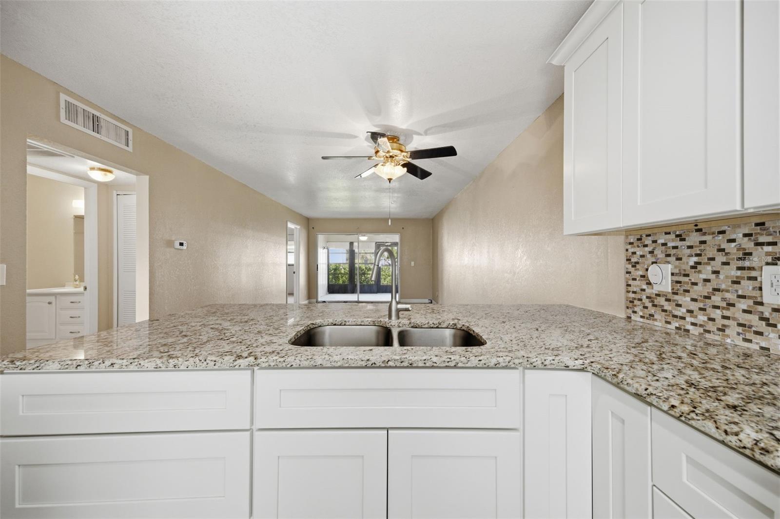 9023 MISSION OAKS BLVD #F, SEMINOLE, FL, 33776