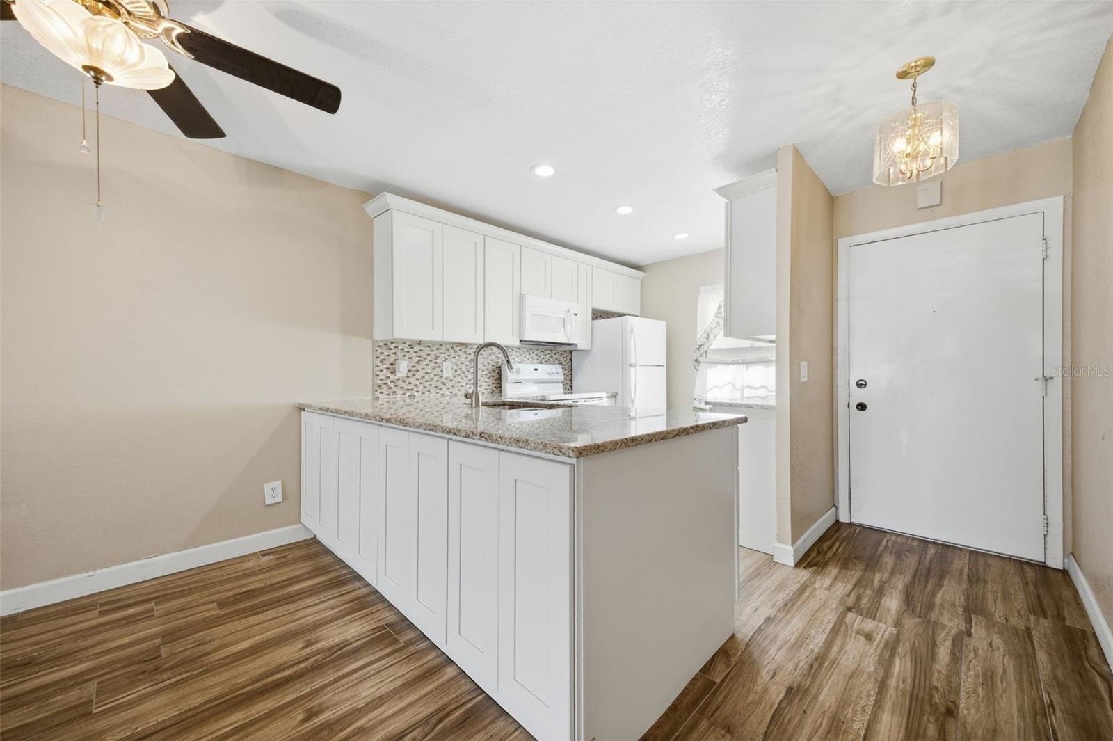 9023 MISSION OAKS BLVD #F, SEMINOLE, FL, 33776