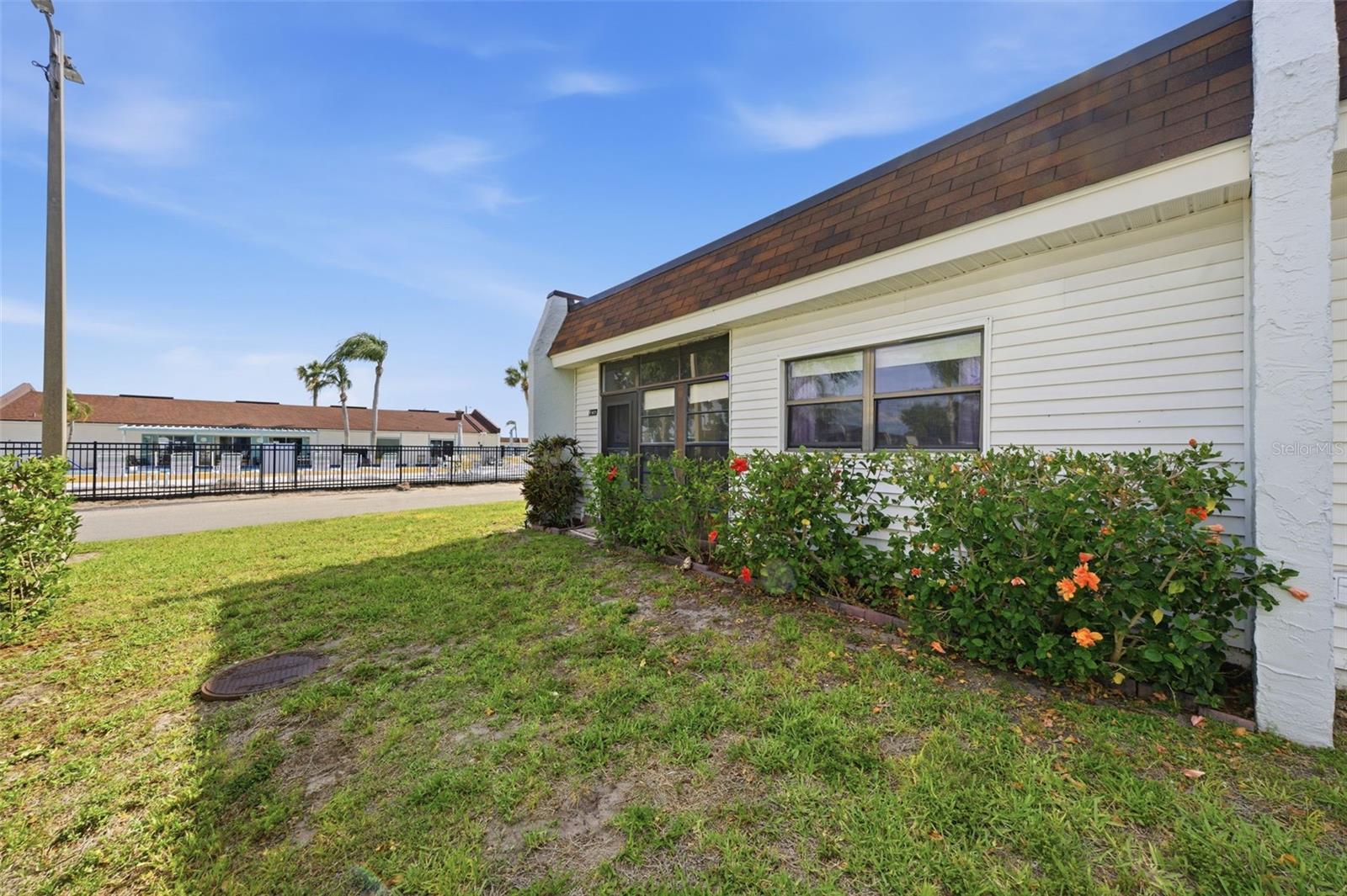 9023 MISSION OAKS BLVD #F, SEMINOLE, FL, 33776