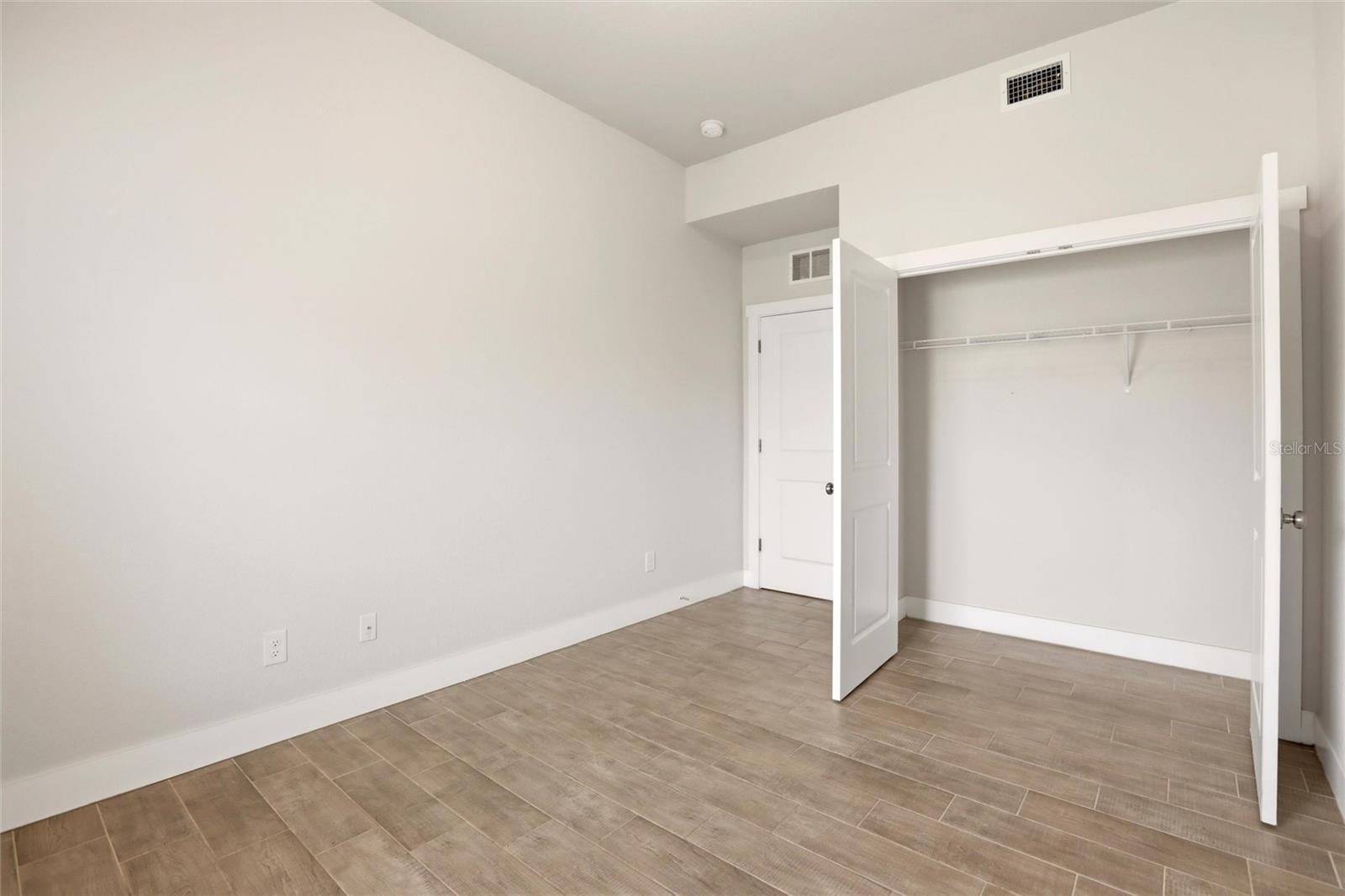 870 COLUMBIA ST, PORT CHARLOTTE, FL, 33948