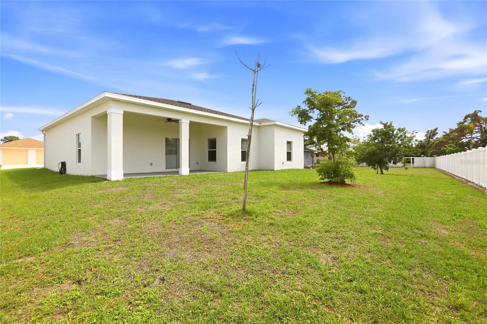 870 COLUMBIA ST, PORT CHARLOTTE, FL, 33948