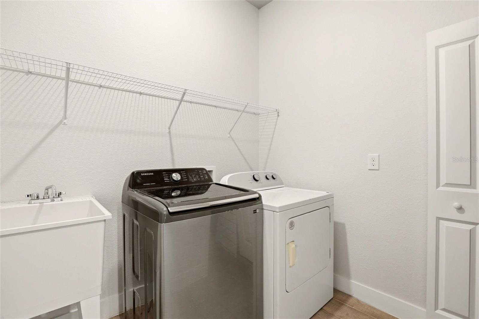 870 COLUMBIA ST, PORT CHARLOTTE, FL, 33948