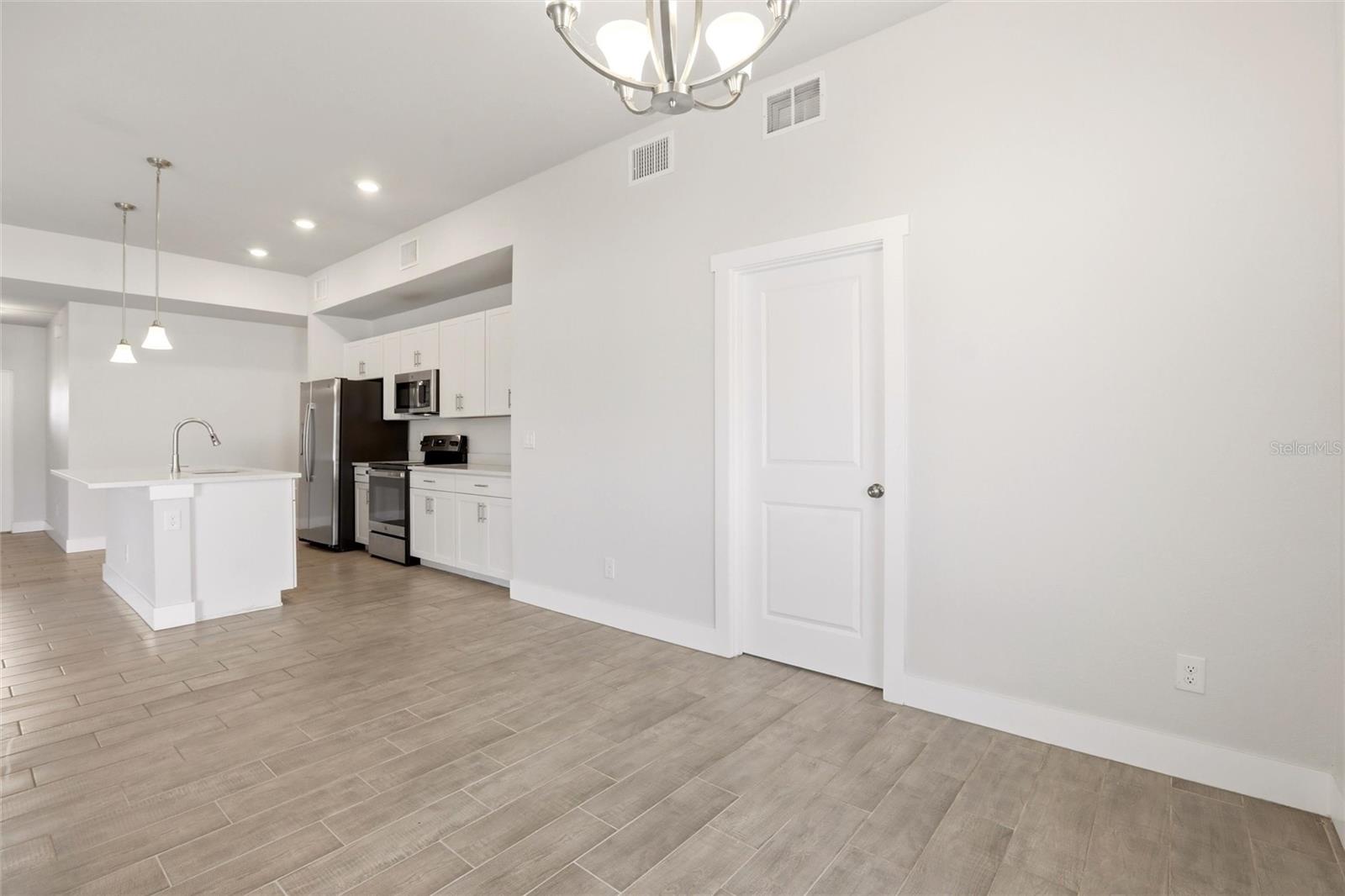 870 COLUMBIA ST, PORT CHARLOTTE, FL, 33948