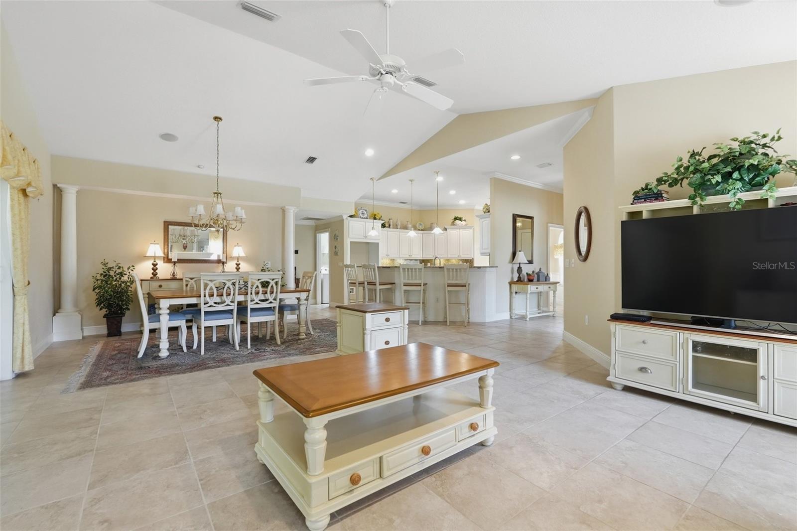 5013 HARBOR HTS, LADY LAKE, FL, 32159