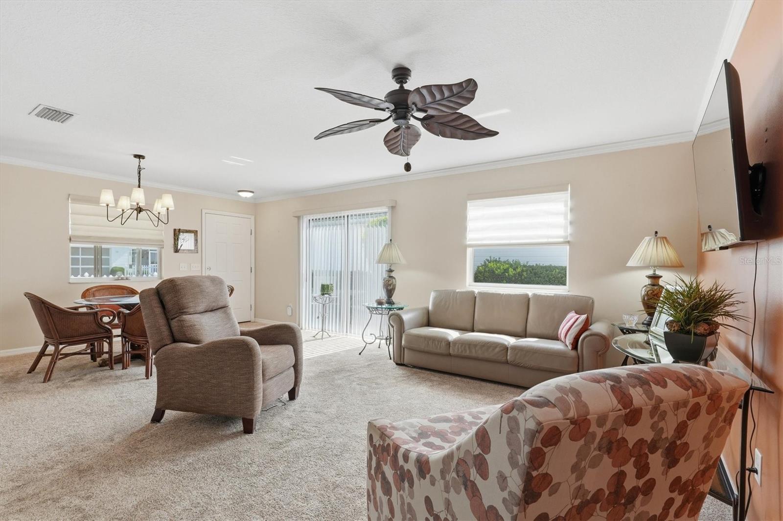 1402 BUNKER LN, THE VILLAGES, FL, 32162