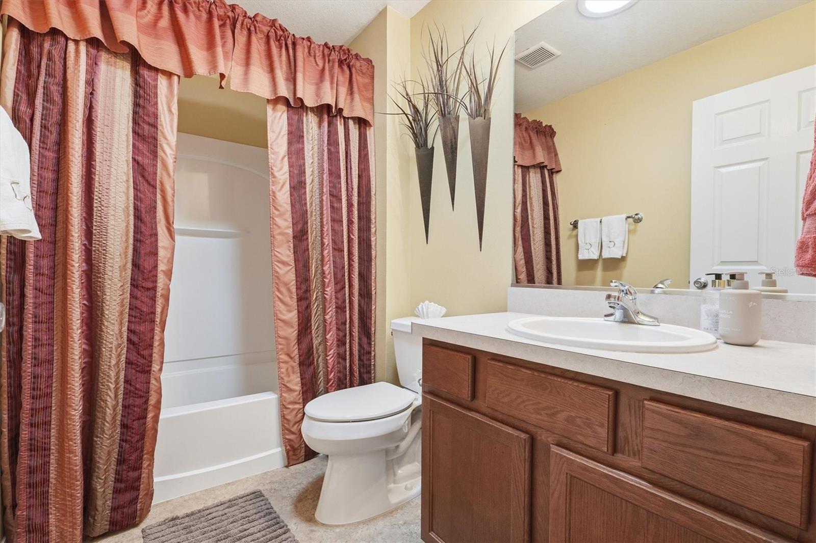 1402 BUNKER LN, THE VILLAGES, FL, 32162