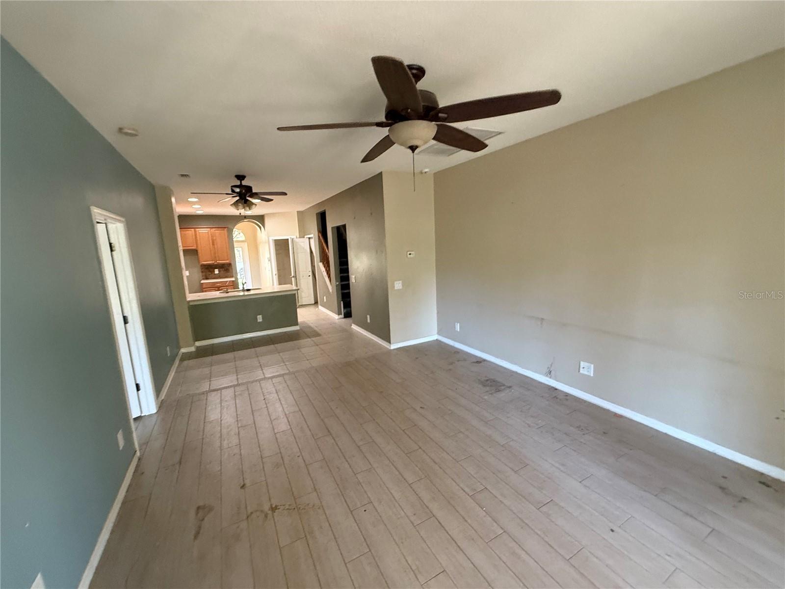 8429 HUNTERS FORK LOOP, RUSKIN, FL, 33573