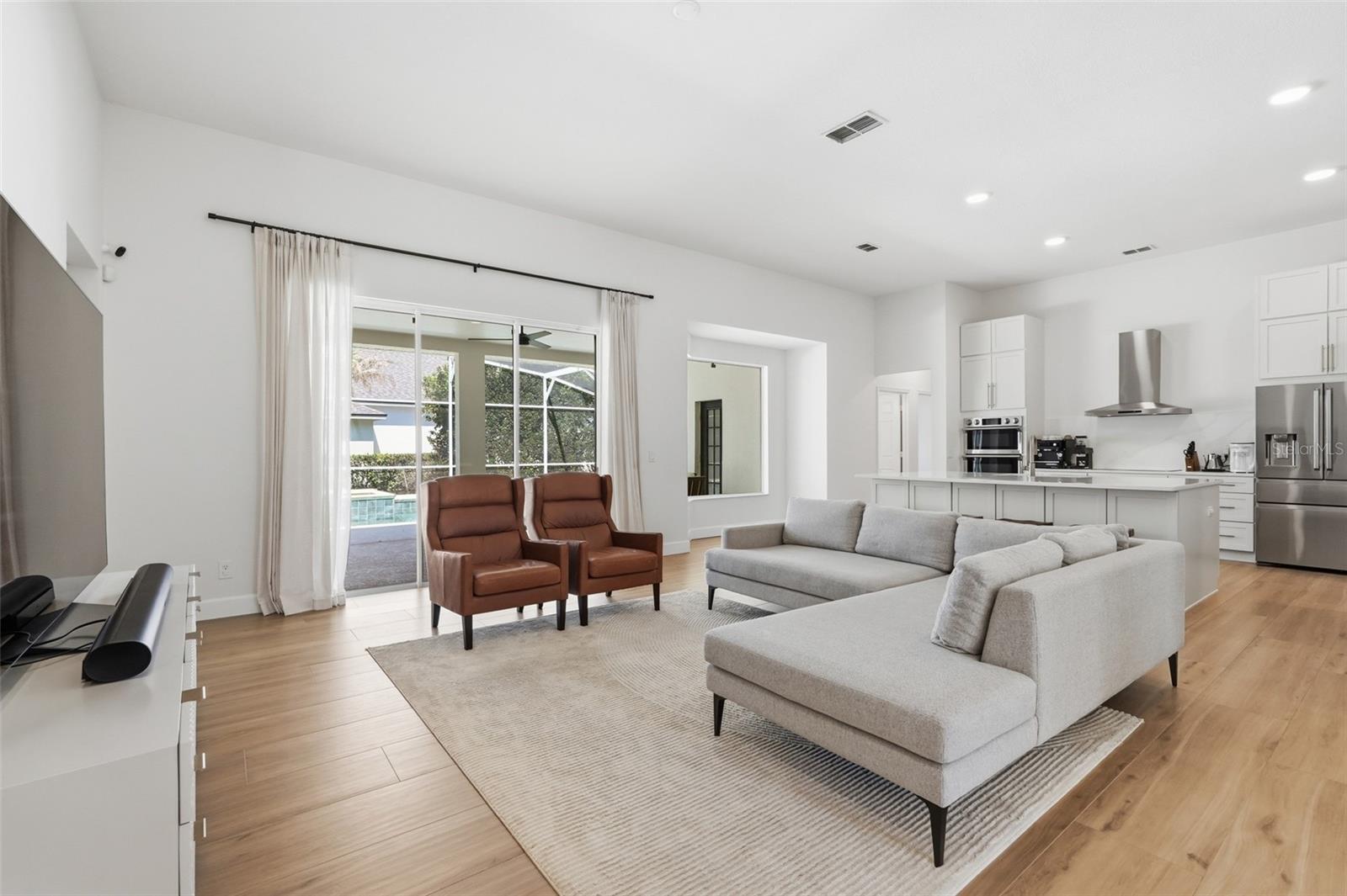 264 BLUE STONE CIR, WINTER GARDEN, FL, 34787