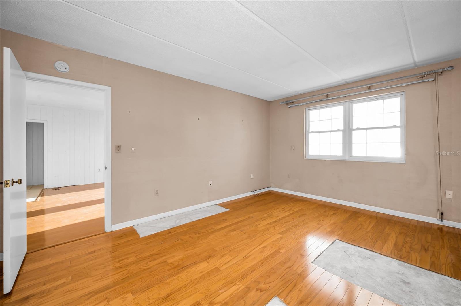 2500 GULF BLVD #204B, BELLEAIR BEACH, FL, 33786