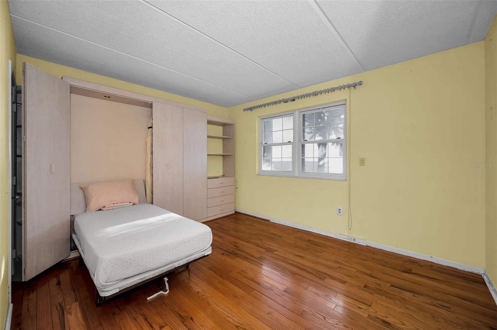 2500 GULF BLVD #204B, BELLEAIR BEACH, FL, 33786