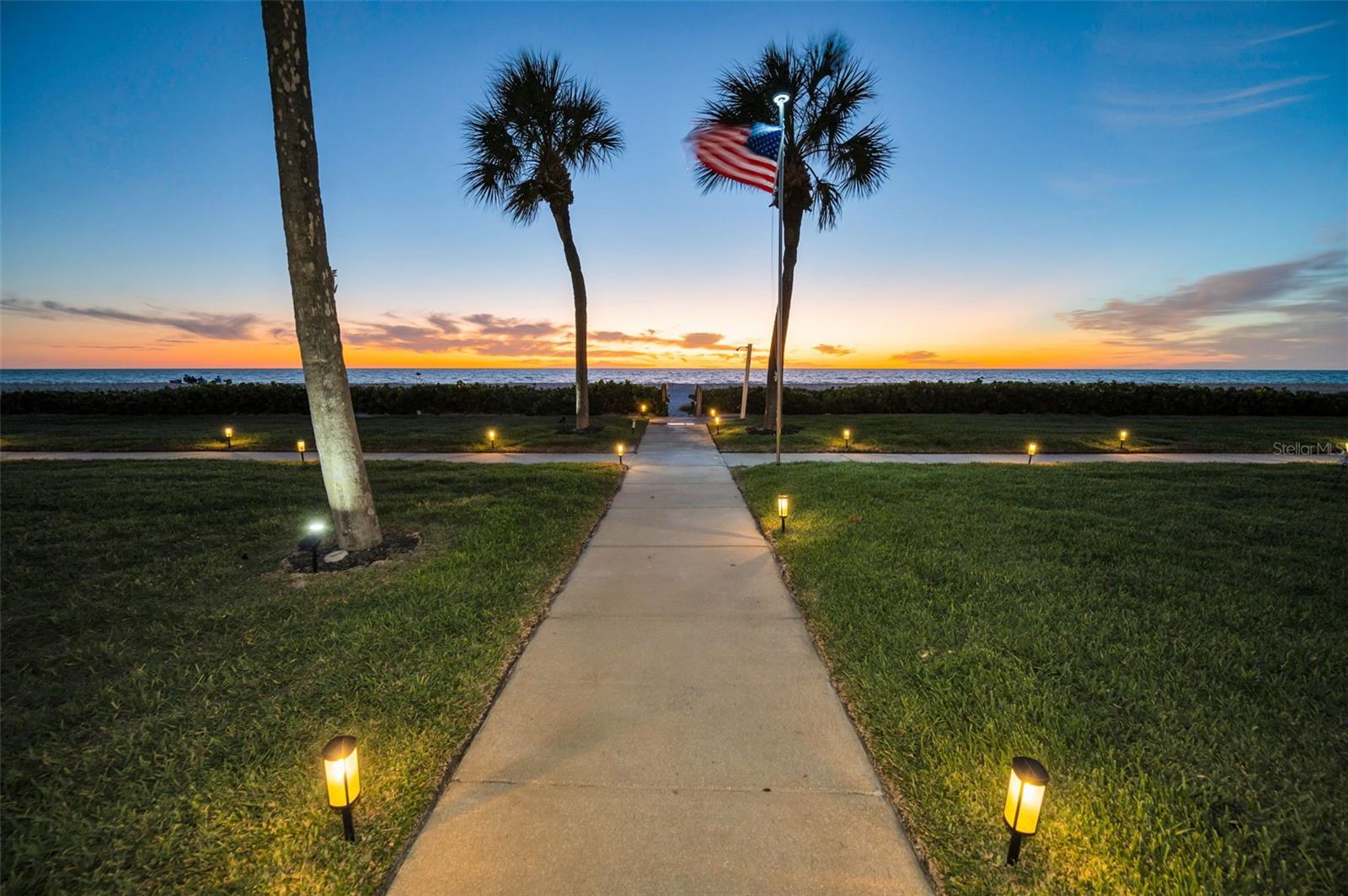 2500 GULF BLVD #204B, BELLEAIR BEACH, FL, 33786