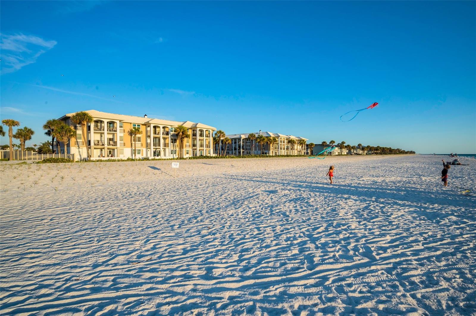 2500 GULF BLVD #204B, BELLEAIR BEACH, FL, 33786