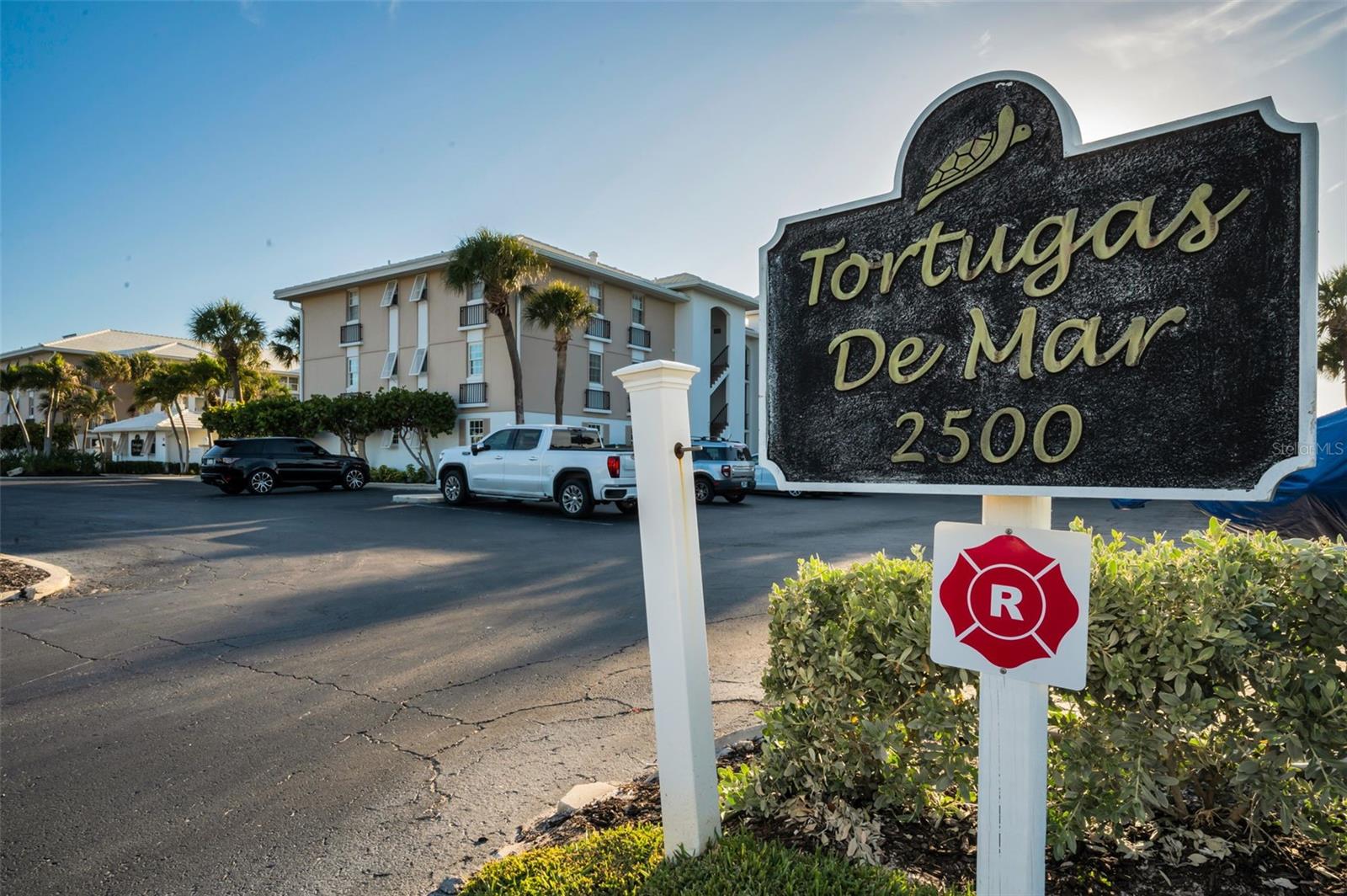 2500 GULF BLVD #204B, BELLEAIR BEACH, FL, 33786