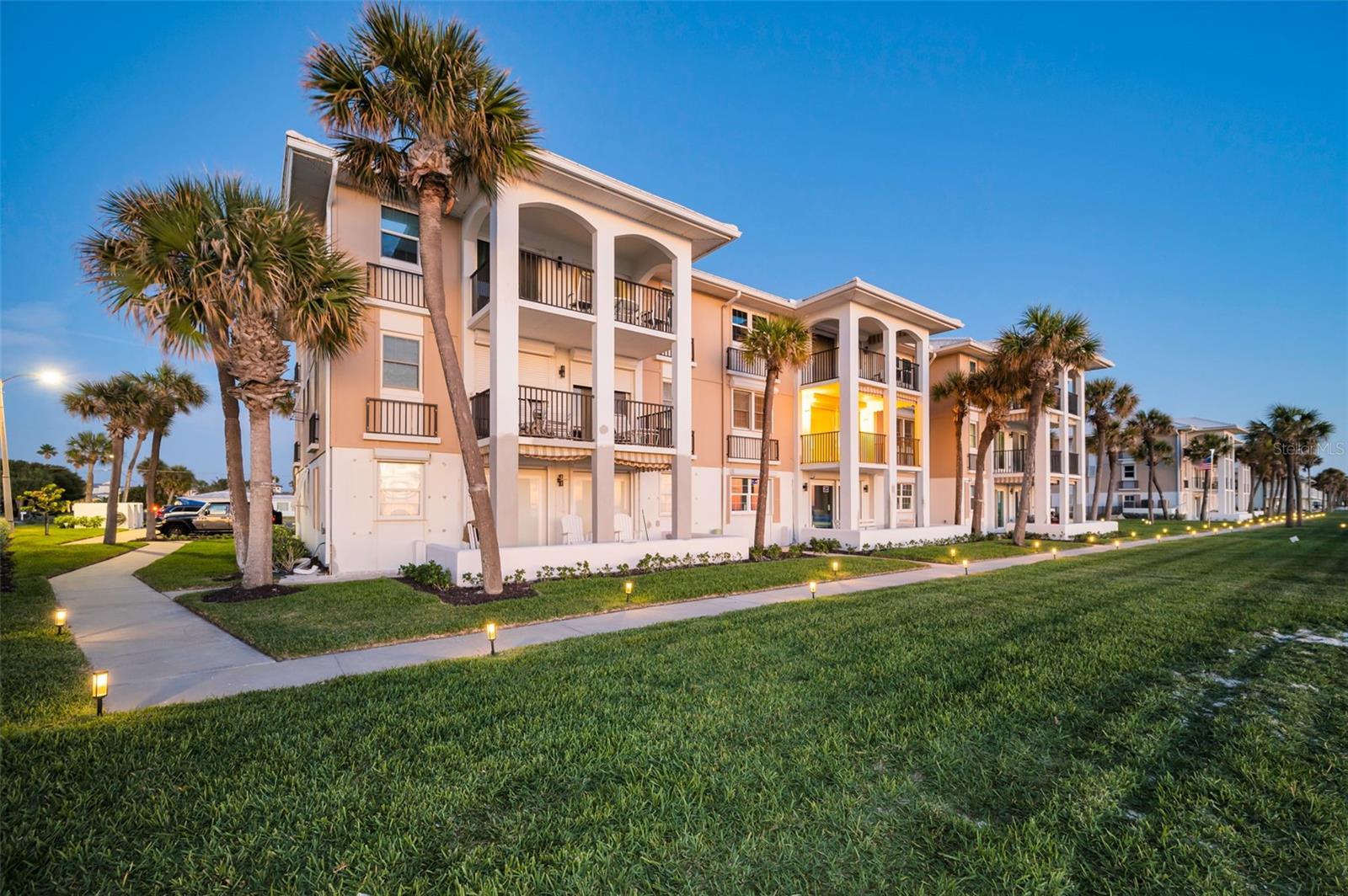 2500 GULF BLVD #204B, BELLEAIR BEACH, FL, 33786