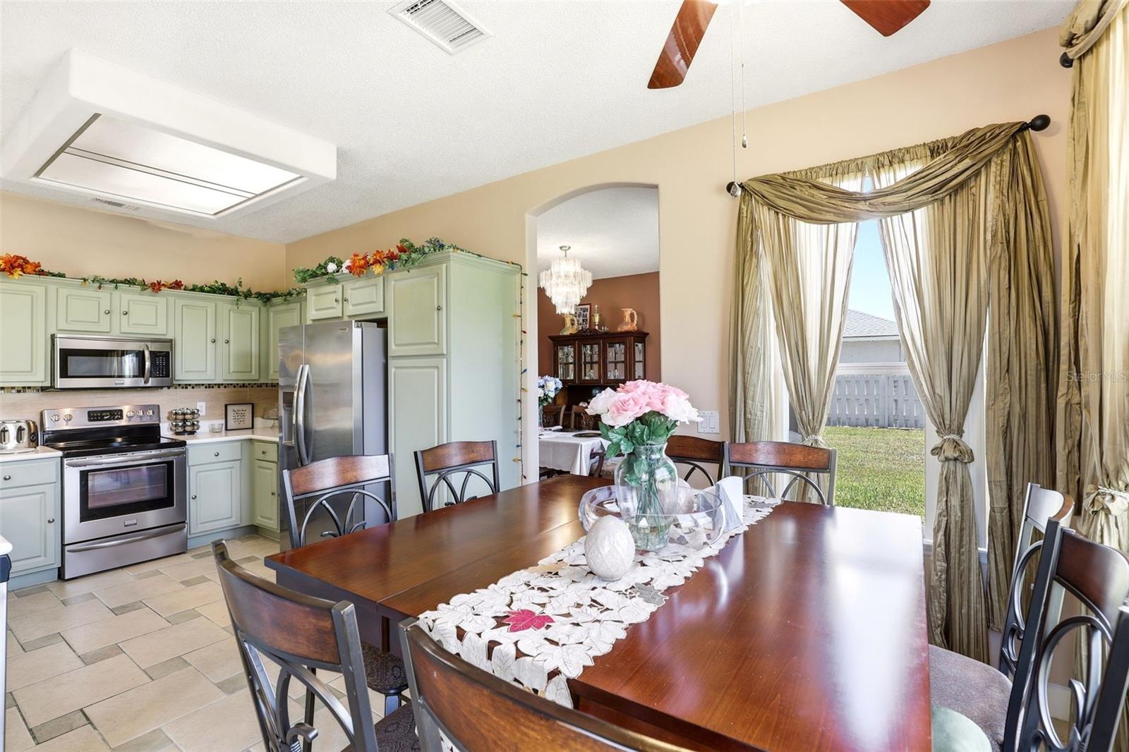 824 LAKE BISCAYNE WAY, ORLANDO, FL, 32824