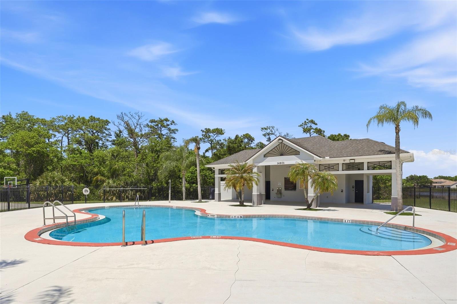 824 LAKE BISCAYNE WAY, ORLANDO, FL, 32824