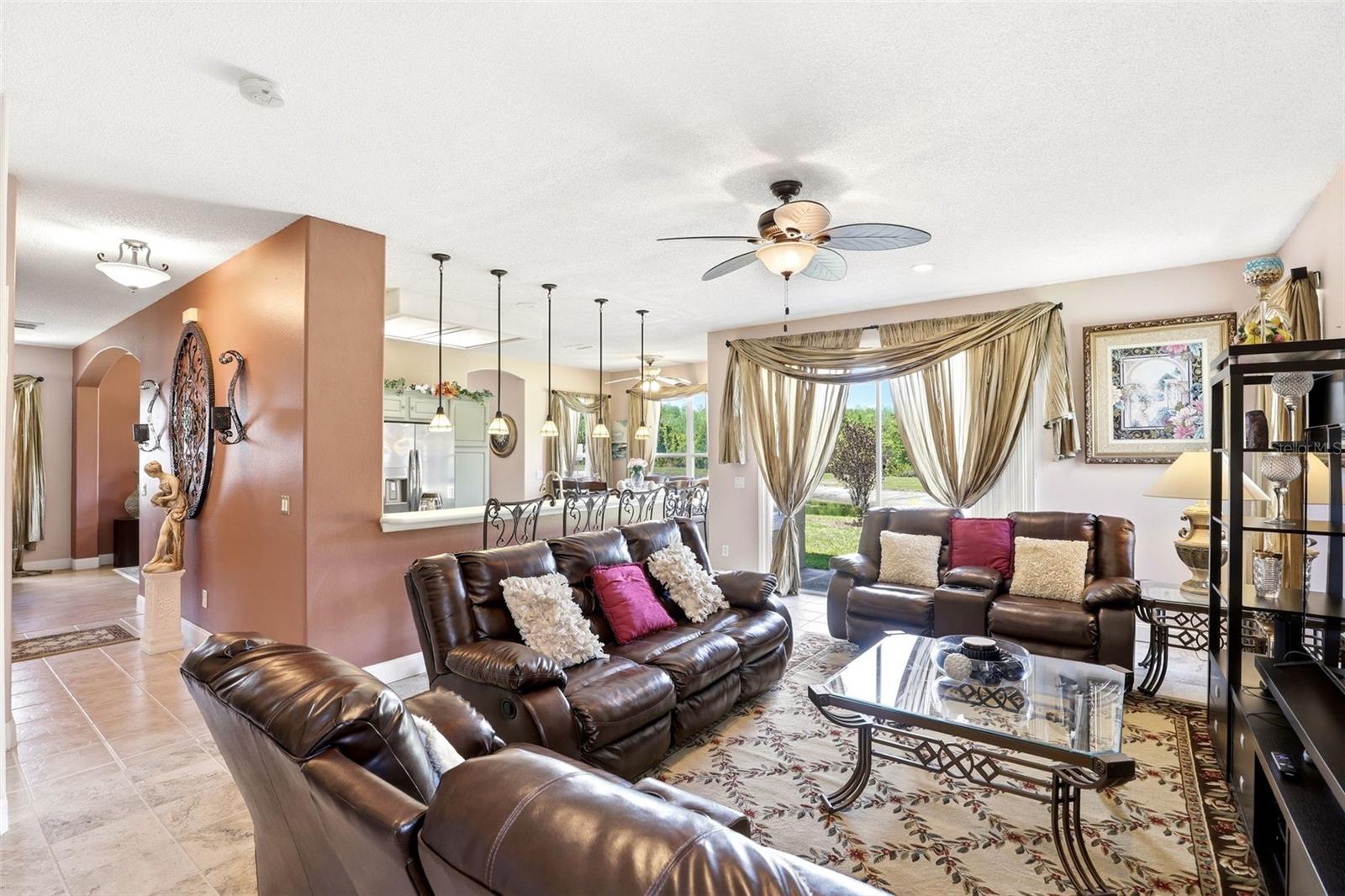 824 LAKE BISCAYNE WAY, ORLANDO, FL, 32824