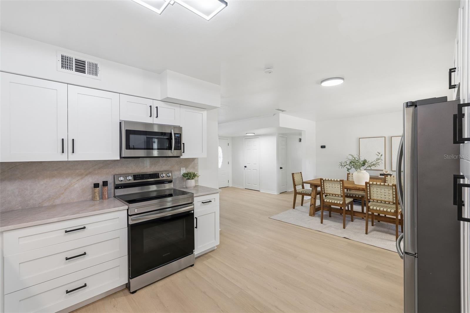 6011 WILSHIRE DR, TAMPA, FL, 33615