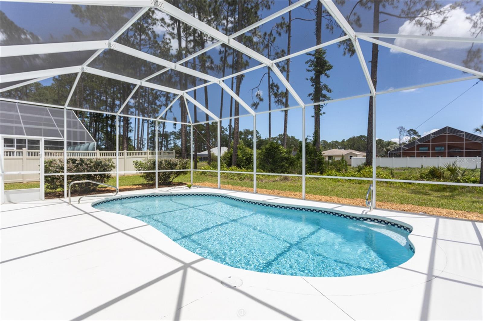 11 EDGEWATER DR, PALM COAST, FL, 32164