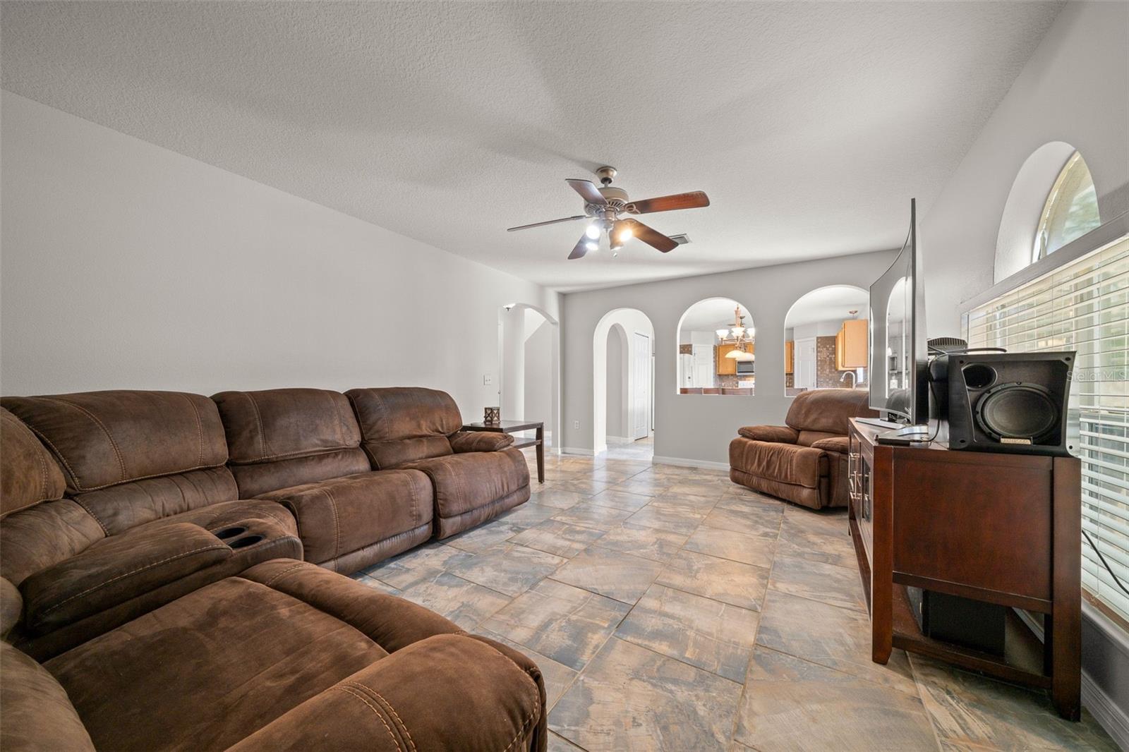 17 FIR DRIVE TRCE, OCALA, FL, 34472