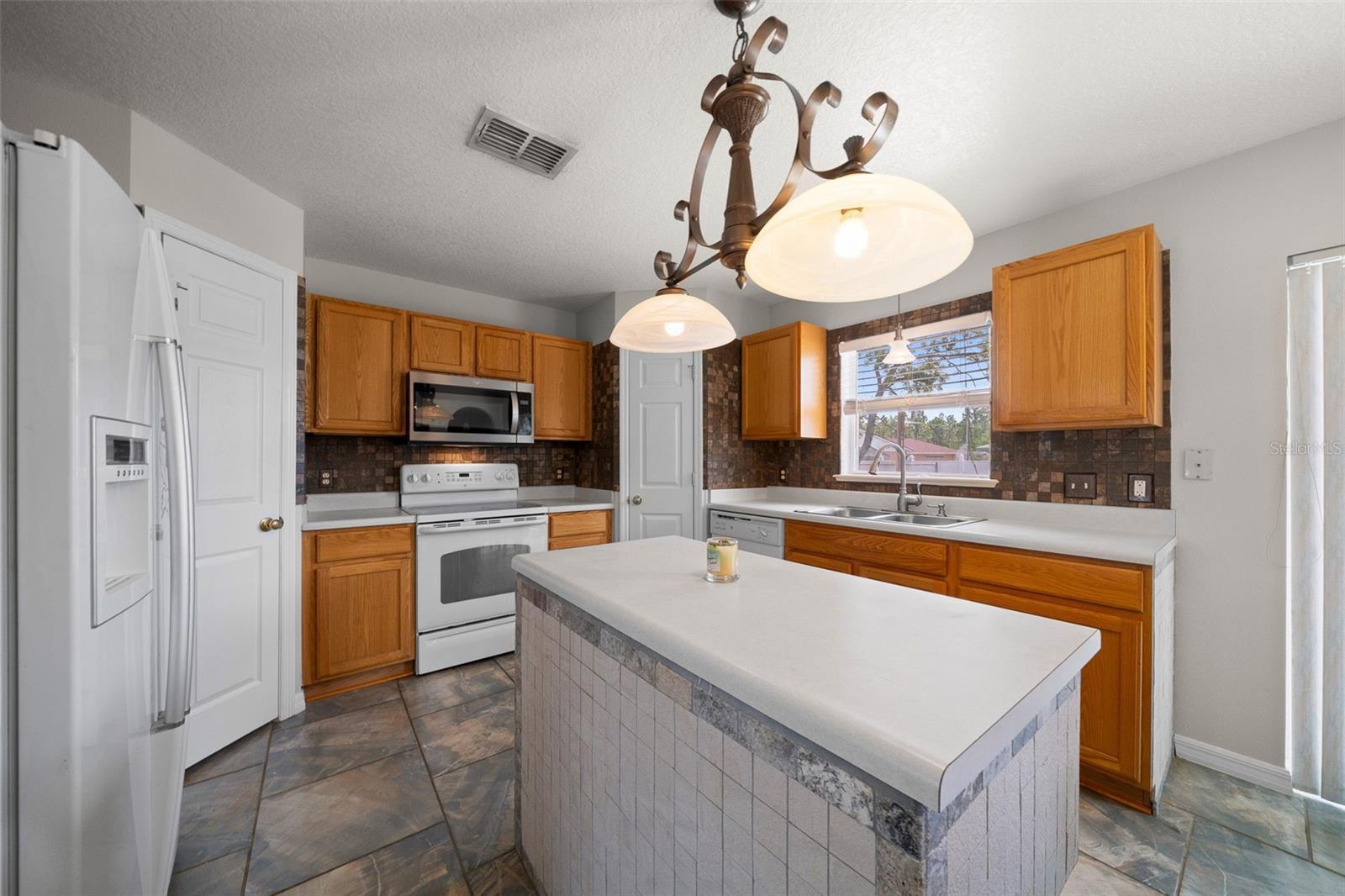 17 FIR DRIVE TRCE, OCALA, FL, 34472
