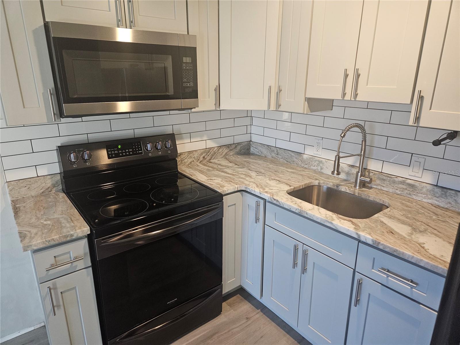 612 DOGWOOD CT, DUNEDIN, FL, 34698